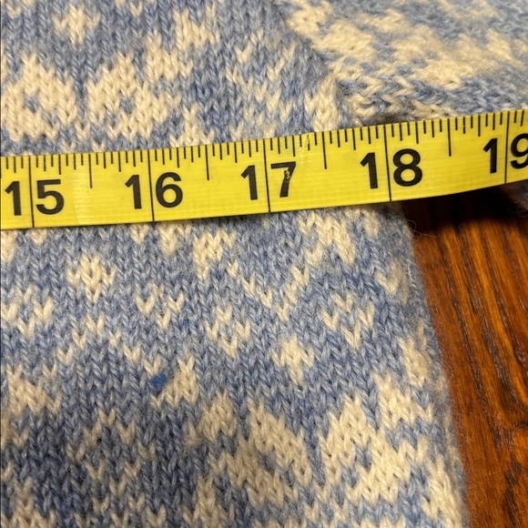 Vintage Ogilvie Snowflake Pattern/Fair Isle Sweater 100% Wool Size Petite Small - Picture 8 of 15